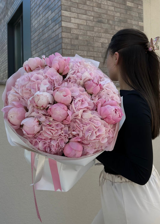 Peony Kiss